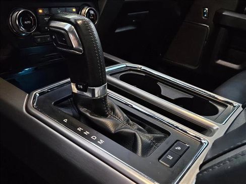 Used 2017 Ford F150 Platinum w/ Equipment Group 701A Luxury image 19