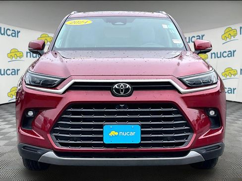 Used 2024 Toyota Grand Highlander Limited image 2