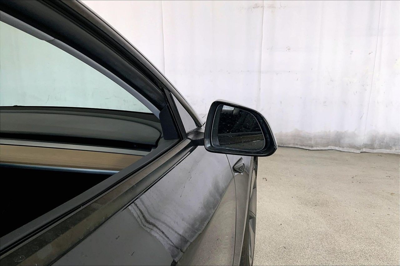 Used 2023 Tesla Model 3 Standard Range RWD image 11