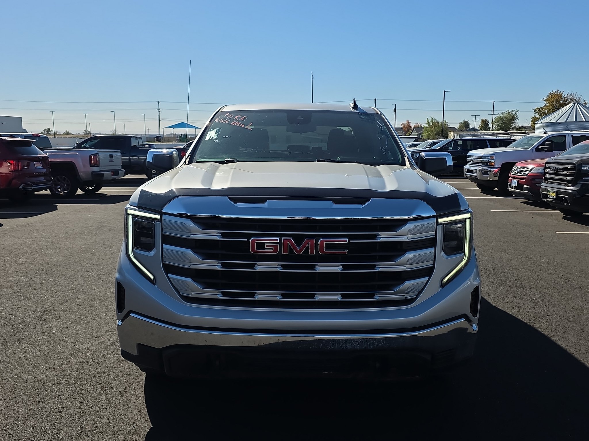 Used 2022 GMC Sierra 1500 SLE AWD/4WD image 2
