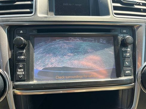 Used 2013 Toyota Highlander Limited AWD/4WD image 14