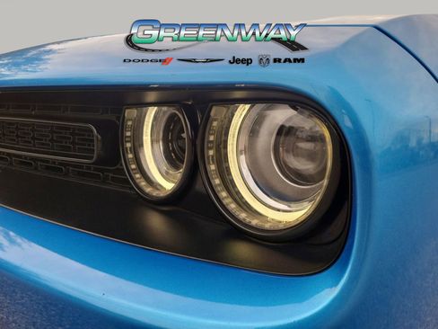 Used 2023 Dodge Challenger SXT w/ Blacktop Package image 9