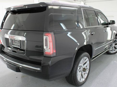 Used 2020 GMC Yukon Denali w/ Denali Premium Package AWD/4WD image 31