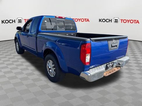 Used 2014 Nissan Frontier SV RWD image 6