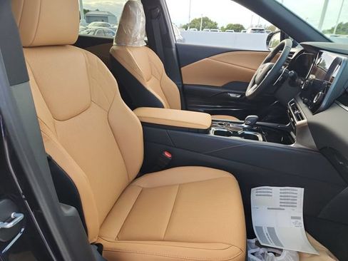 New 2026 Lexus RX 350 FWD image 25