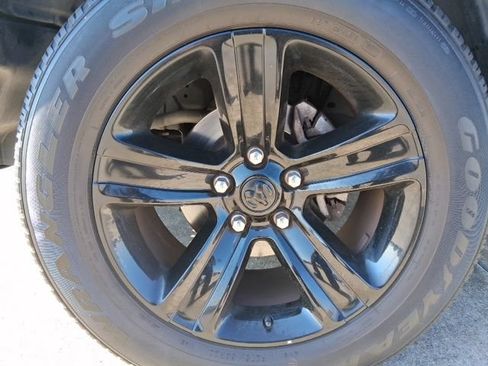 Used 2024 RAM 1500 Warlock RWD image 15