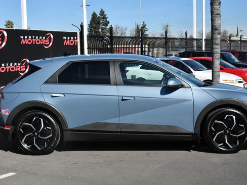 Used 2024 Hyundai Ioniq 5 SE RWD image 9