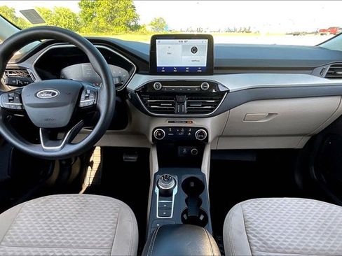 Used 2021 Ford Escape SE image 15