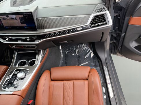 Certified 2023 BMW X7 M60i w/ Executive Package image 17