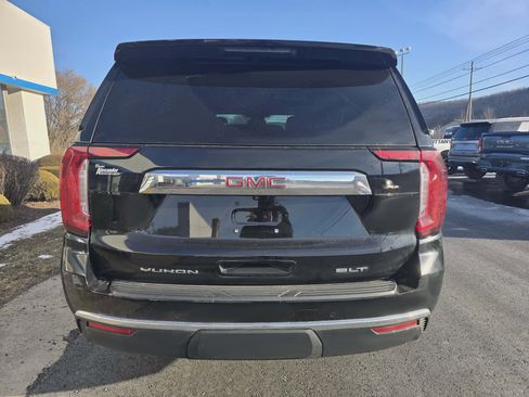 Used 2024 GMC Yukon SLT image 4