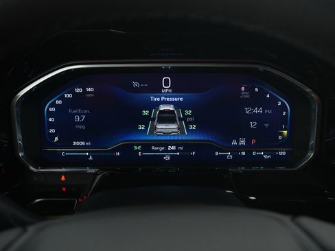 Used 2023 Chevrolet Silverado 1500 RST image 25