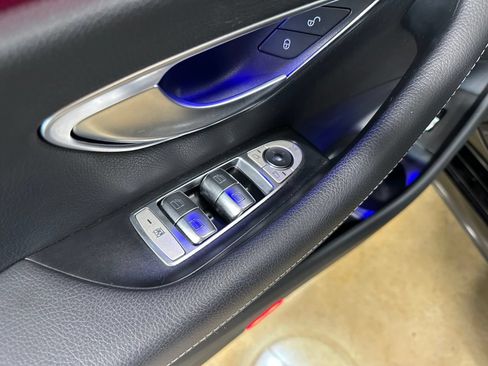 Used 2022 Mercedes-Benz E 350 Sedan image 12