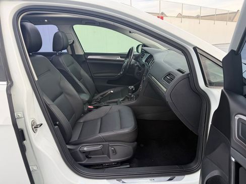 Used 2017 Volkswagen Golf Alltrack SE image 15