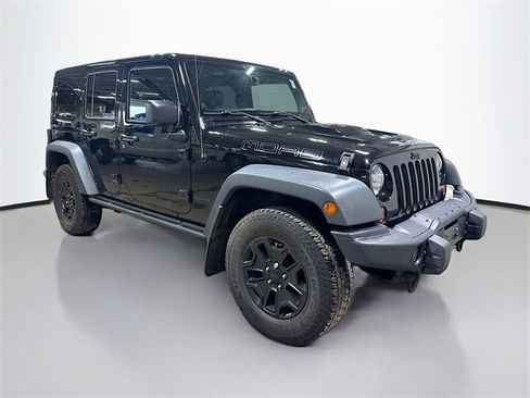 Used 2013 Jeep Wrangler Unlimited Sahara w/ Dual Top Group image 5