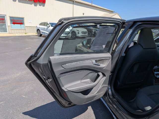 Used 2026 Audi A6 Premium Plus w/ Premium Plus Package AWD/4WD image 18