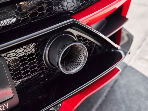 Used 2023 Lamborghini Huracan EVO RWD image 13