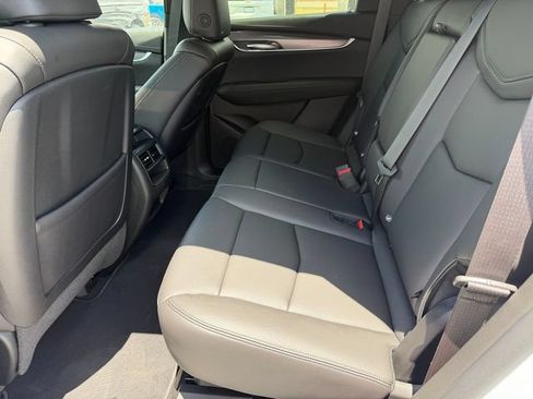 New 2026 Cadillac XT5 Luxury AWD/4WD image 9