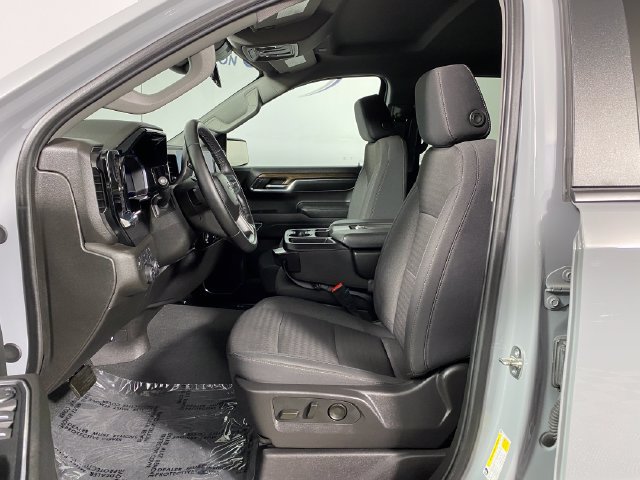 Certified 2024 Chevrolet Silverado 1500 RST AWD/4WD image 10