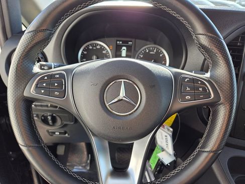 Used 2021 Mercedes-Benz Metris Passenger image 18