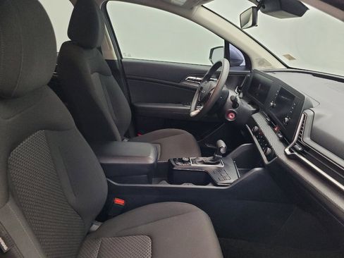 Used 2024 Kia Sportage LX FWD image 21