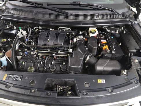 Used 2018 Ford Explorer XLT w/ Equipment Group 202A image 52