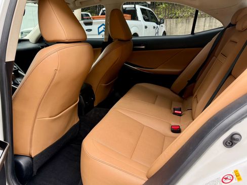 Used 2018 Lexus IS 300 AWD w/ Comfort Package image 21