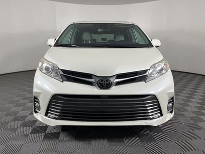 Used 2019 Toyota Sienna XLE