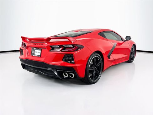 Used 2021 Chevrolet Corvette 2LT w/ Z51 Performance Package image 12