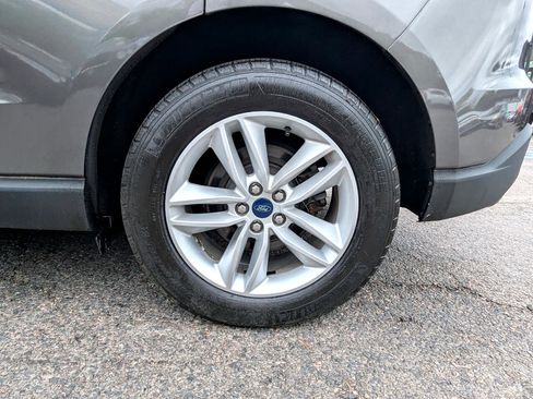 Used 2017 Ford Edge SEL w/ Equipment Group 201A image 57