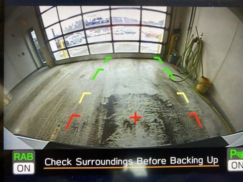 Used 2023 Subaru Outback Limited image 18