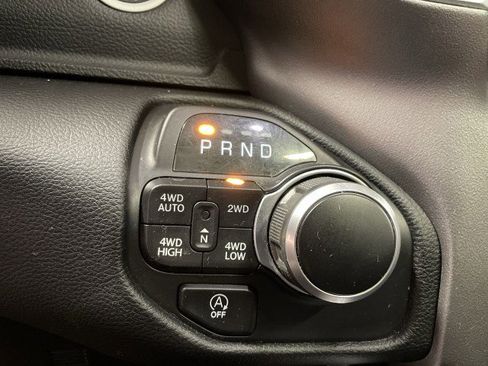 Used 2020 RAM 1500 Big Horn AWD/4WD image 35