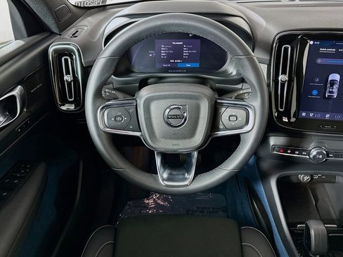Used 2023 Volvo C40 P8 Recharge Ultimate AWD/4WD image 5