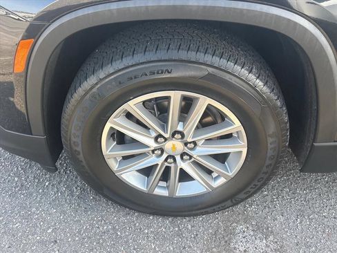 Used 2022 Chevrolet Traverse LT AWD/4WD image 15