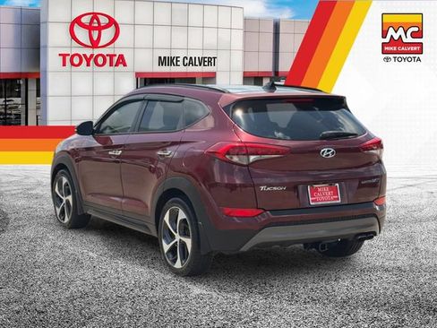Used 2016 Hyundai Tucson Limited w/ Option Group 03 FWD image 3