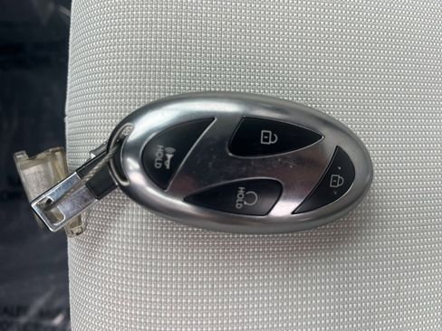 Used 2025 Hyundai Kona SEL image 18