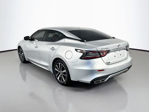 Used 2023 Nissan Maxima SV w/ Floor Mat Group FWD image 5