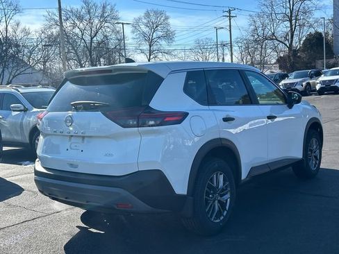 Certified 2023 Nissan Rogue S image 2