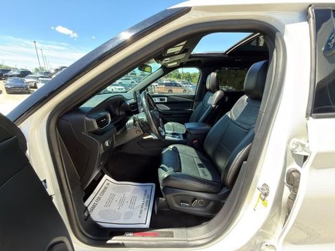 Used 2020 Ford Explorer ST w/ ST Street Pack AWD/4WD image 24