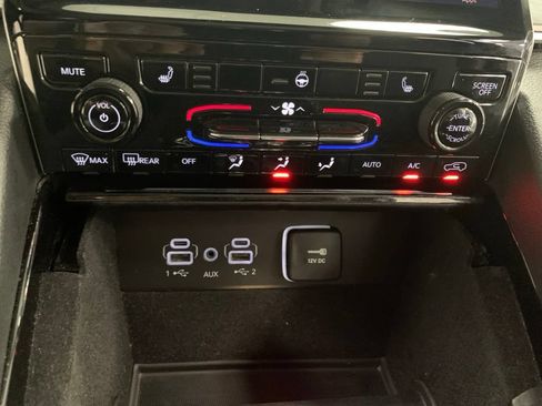 Certified 2021 Jeep Grand Cherokee L Limited RWD image 28