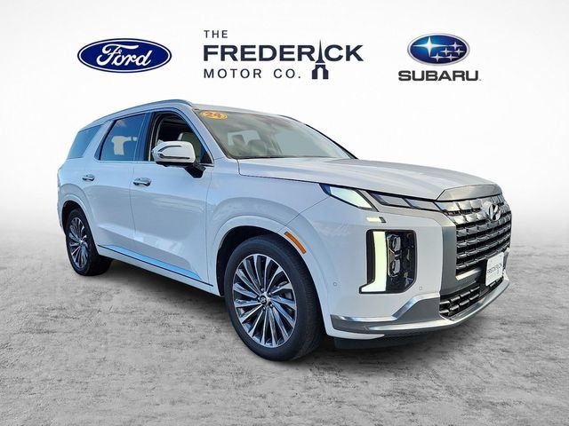 Used 2024 Hyundai Palisade Calligraphy AWD/4WD image 3