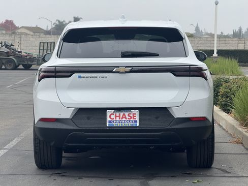 New 2026 Chevrolet Equinox EV LT image 6