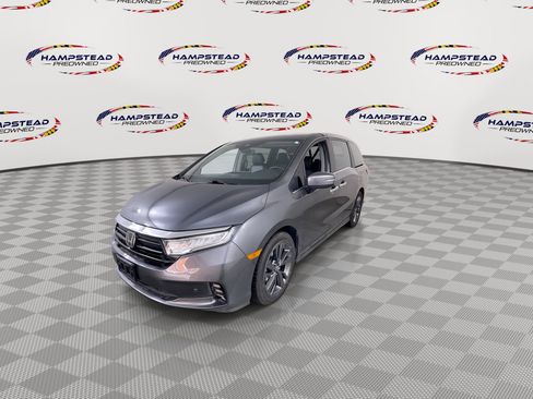 Used 2023 Honda Odyssey Touring image 4