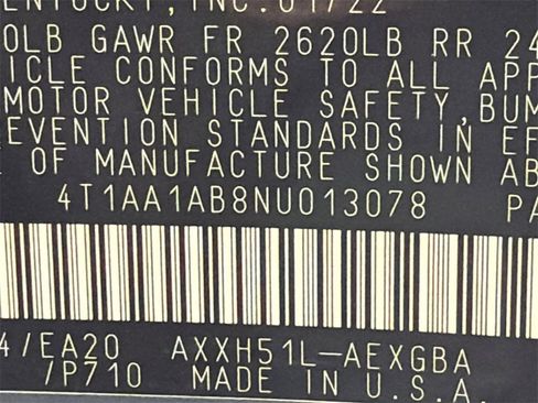 Used 2022 Toyota Avalon XLE image 33