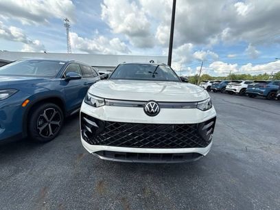 New 2026 Volkswagen Tiguan SE R-Line