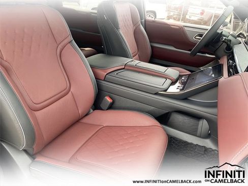 New 2026 INFINITI QX80 Autograph image 10