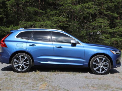 Used 2018 Volvo XC60 T6 R-Design w/ Convenience Package AWD/4WD image 2