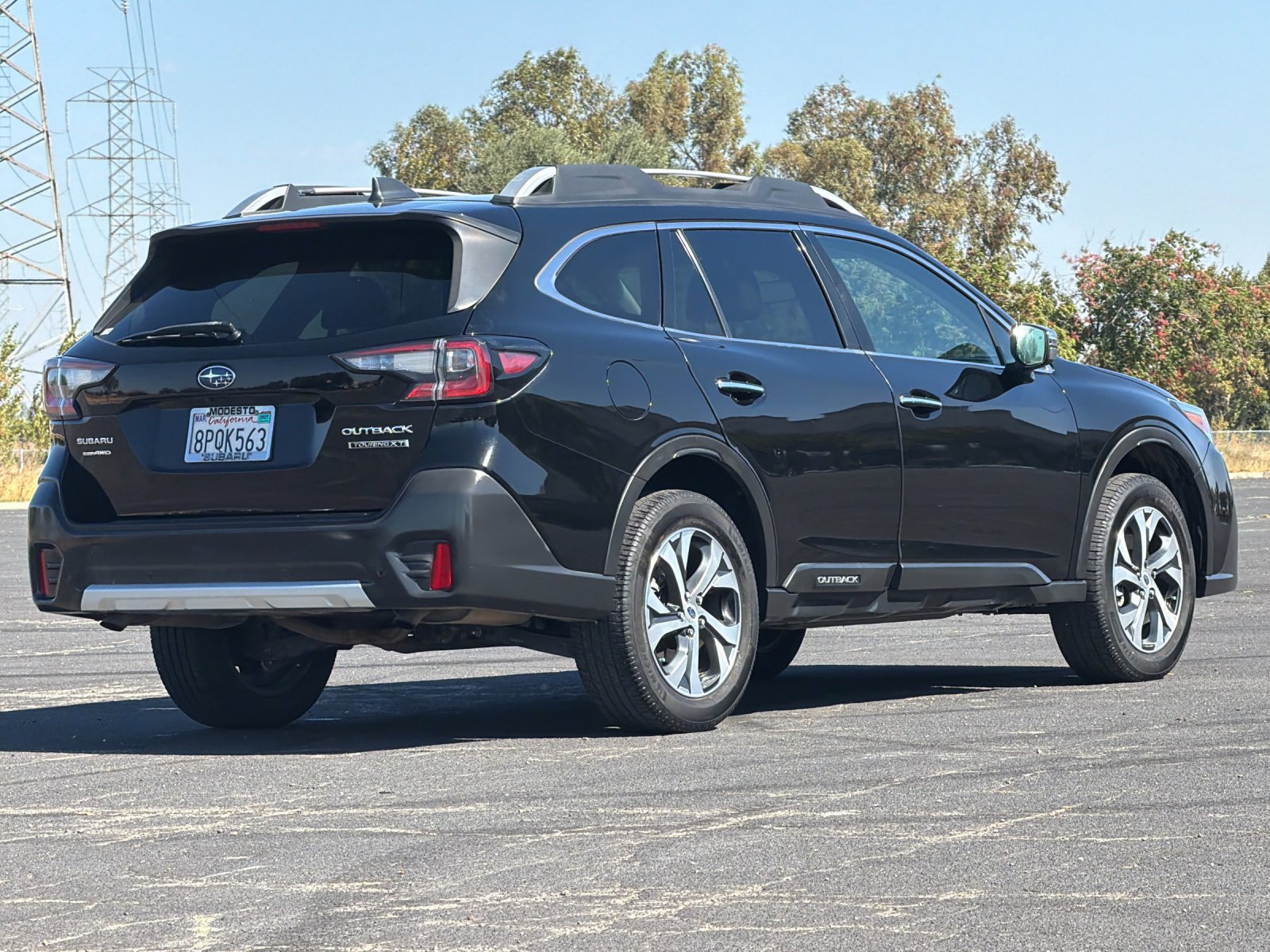 Used 2020 Subaru Outback Touring XT AWD/4WD image 4
