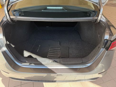 Used 2025 Nissan Sentra S image 25