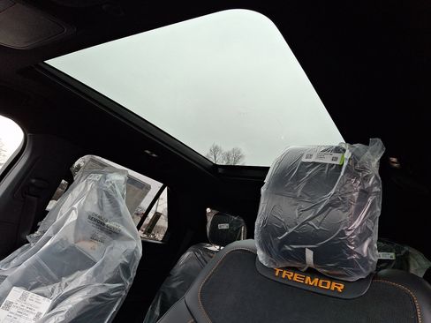 New 2026 Ford Explorer Tremor image 12