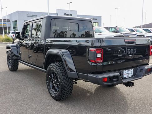 New 2025 Jeep Gladiator Willys image 6